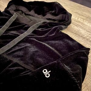 Alo Yoga Cropped Velour Hoodie
